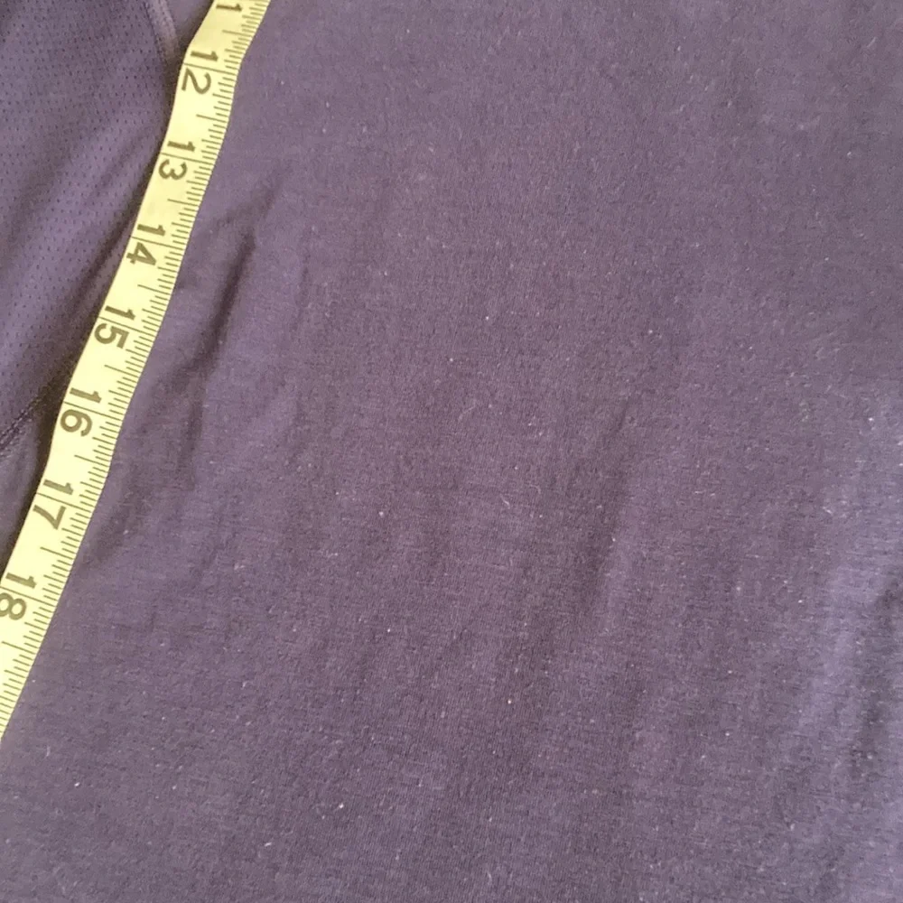 PUMA Cool Cell Athletic Reflective Long Sleeve Shirt Crew Purple Small Top Vent